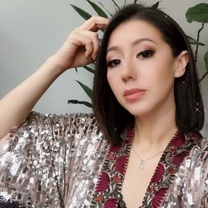 Meet your Posher, Jeanette